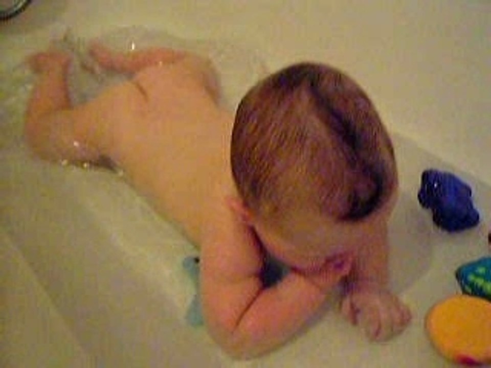 Kyllian au bain
