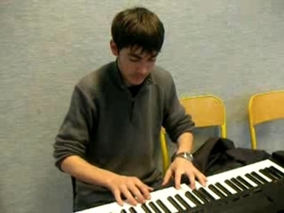 Arnaud piano
