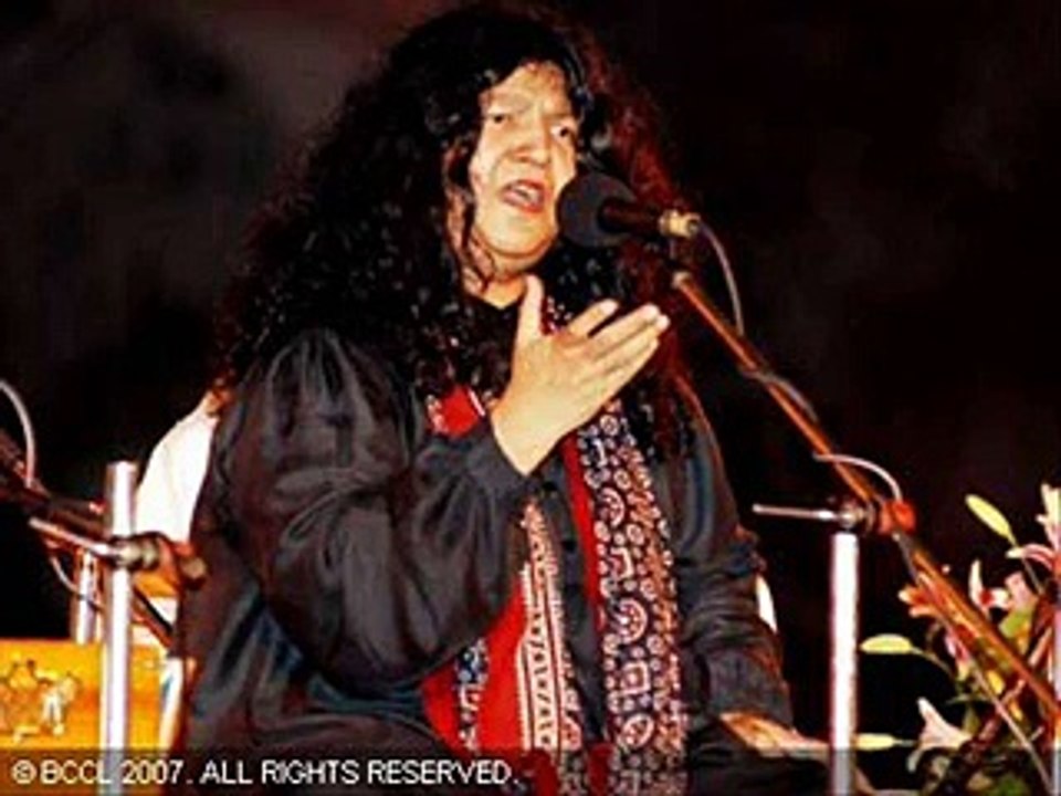 Meda Ishq Bhi Tou - (Abida Parveen) .