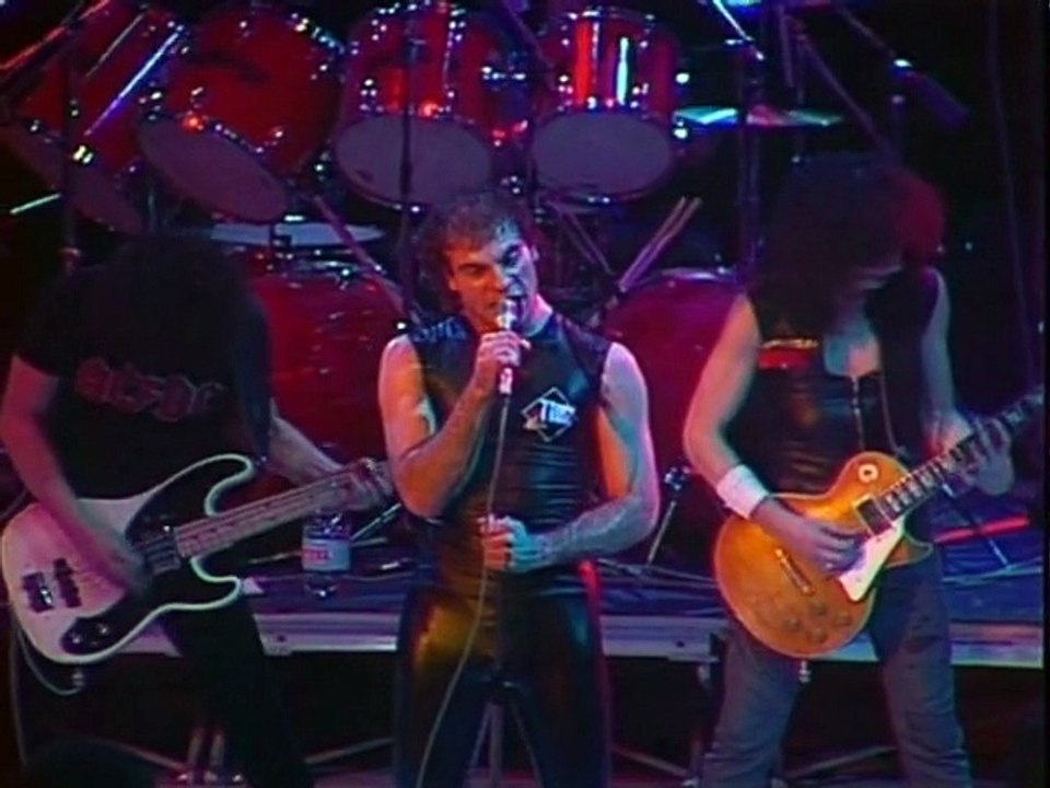 Trust - Concert CHORUS - 1980