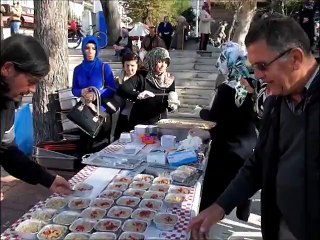 AMASRA MÜFTÜLÜĞÜ 2000 AŞURE DAĞITTI