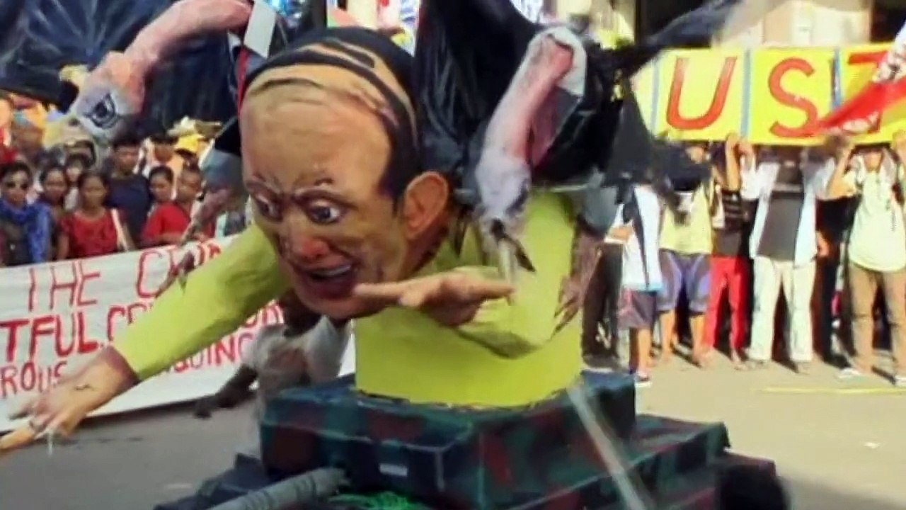 Protests in the Philipines over Typhoon Haiyan devastation
