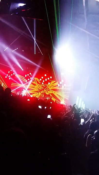 Poutifamilly stromae