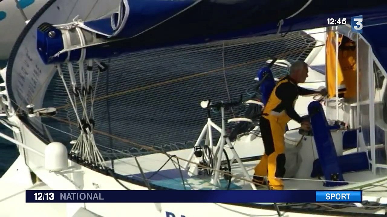 Route du Rhum : Loïck Peyron toujours en tête