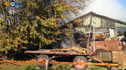 Beelden: Brand legt loods Oudeschip in de as - RTV Noord