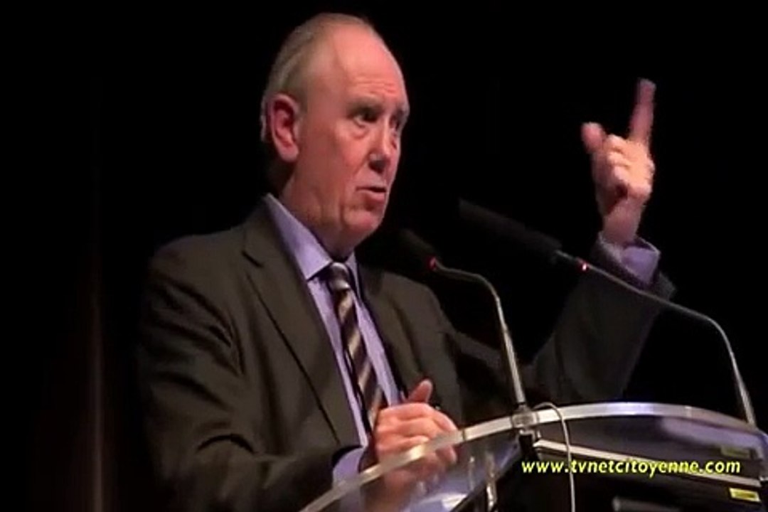 Le Professeur JOYEUX explique pourquoi le le lait de vache est un poison...