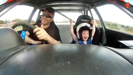 Araç Pilotu Ve Oğlu Çocuk Adrenaline Boğuluyor