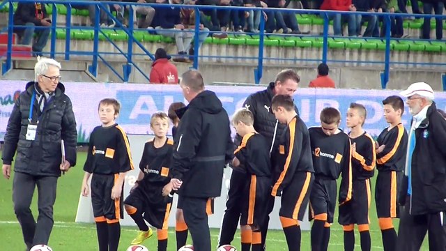 Jeu à la mi-temps de Caen/Nantes