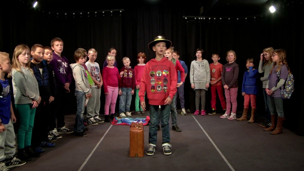 Camion des mots Classe de CM1 Ecole Le Chat Perché de la Haye du Puits (50)
