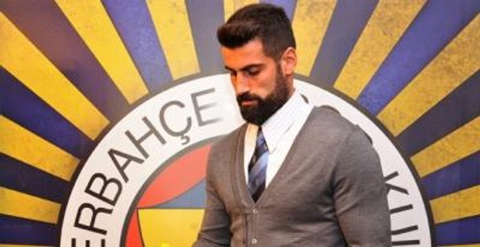 Volkan'dan Taraftara: Siz Fenerbahçeli Değilsiniz, Ben Fenerbahçeliyim