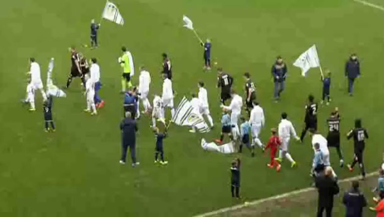 Leeds United 3 v 1 Blackpool Highlights #LUFC
