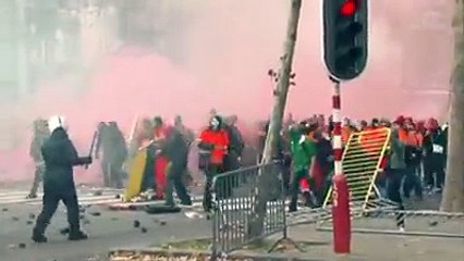 Bruksel'de sokak çatışmaları