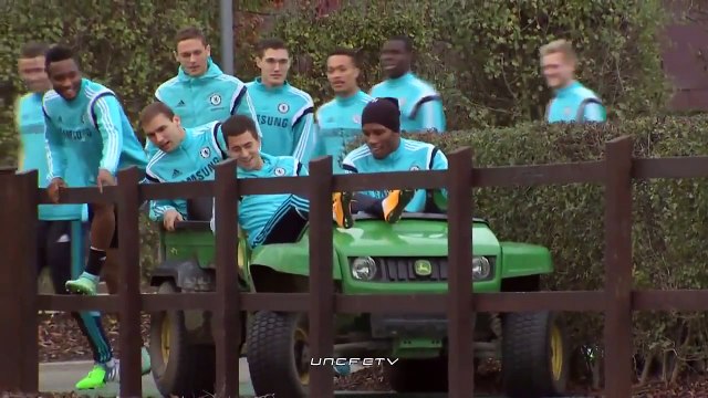 Eden Hazard se moque de Didier Drogba