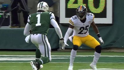 Vick breaks McCains ankles