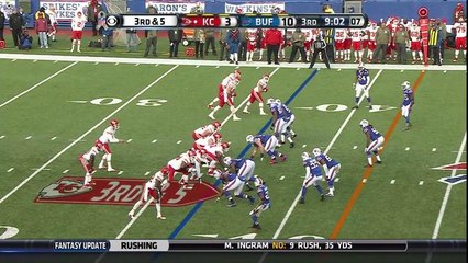Alex Smith sacked for a loss of 5 yards