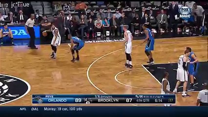 Mason Plumlee posterize Aaron Gordon