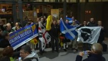 Catalans back vote on split from Spain