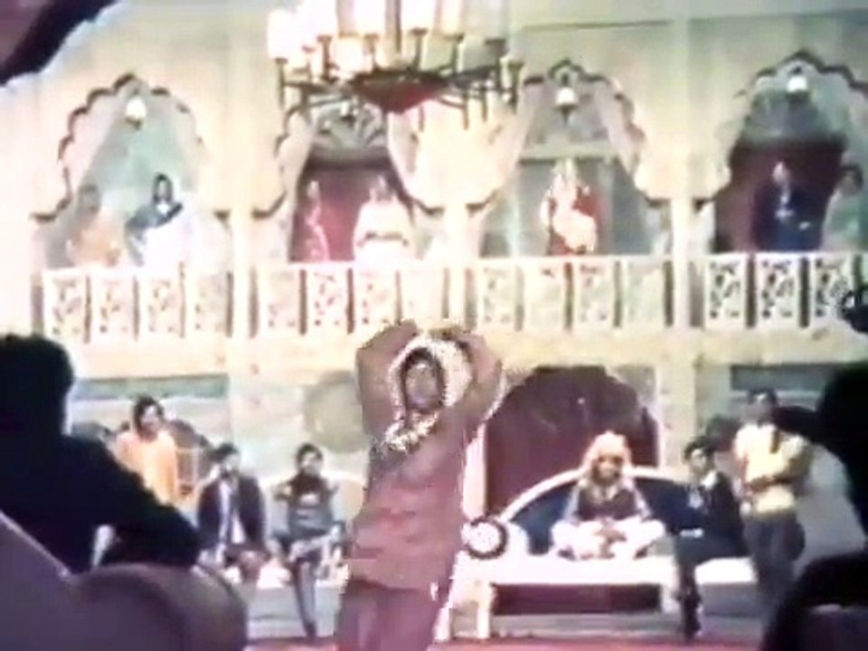 Chunni Kaisri Kisay Tun Mangwa De Te Fir Meri Torr Wekh Le