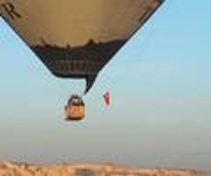 Balonlar Ata'ya saygı için havalandı