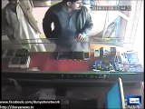 Dunya News - Dunya TV receives CCTV footage of a Mobile Shop robbery in Chiniot