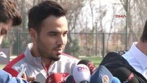 Milli Futbolcu Volkan Şen, Brezilya ve Kazakistan Maçları Öncesi Açıklamalar Yaptı