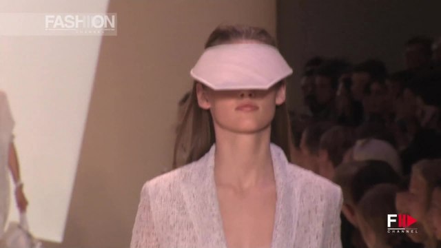 AKRIS Full Show Spring Summer 2015 Paris by Fashion Channel