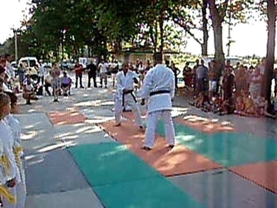 Défense sur une attaque au couteau