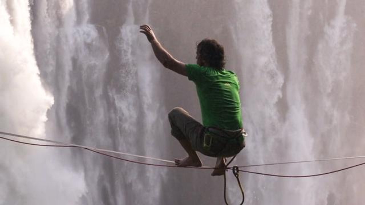 adidas Outdoorsportsteam - Slacklining at Victoria Falls (Zimbabwe) - Webclip