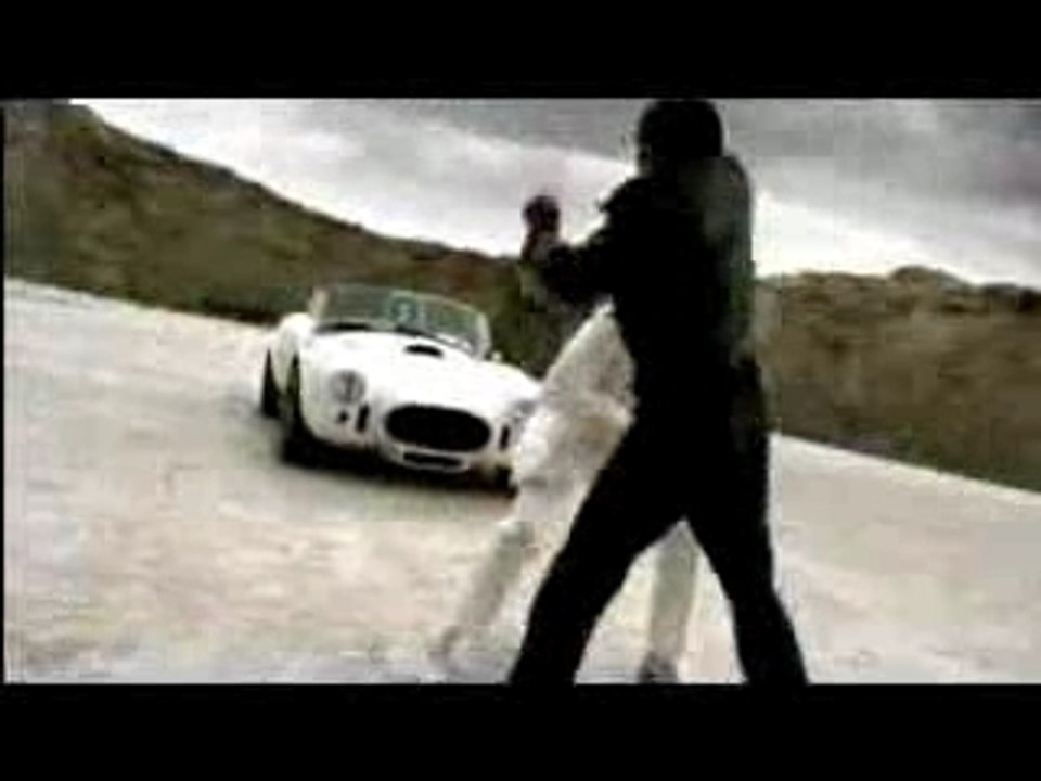 Pub Johnny Hallyday combat Optic 2000