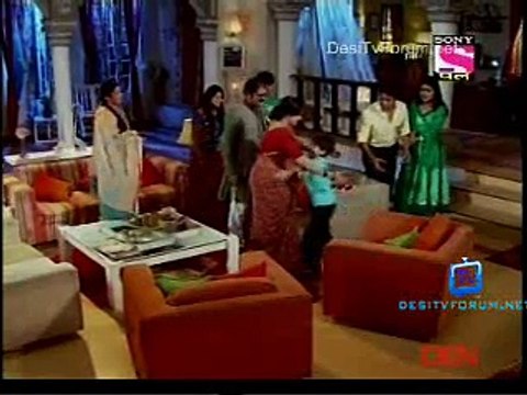 Khushiyon Ki Gullakh Aashi 10th November 2014 Video Watch pt2