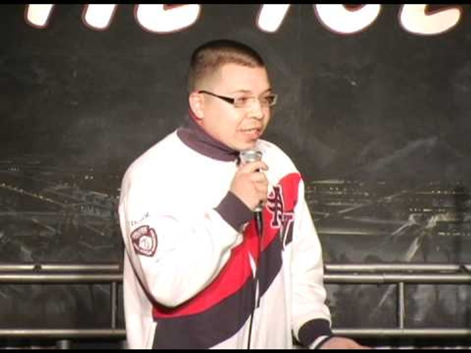 Quicklaffs - Juan Garcia Stand Up Comedy