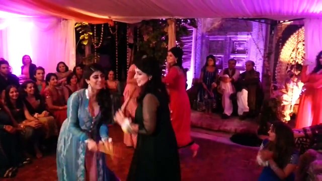 Superb Mehndi Dances performance Pakistani Wedding - Pak video tube