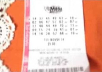 Has This Man Tricked the Internet Into Thinking He Won the Lotto?