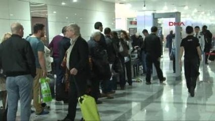Yolcunun Belindeki Şişkinlik Bomba Paniğine Yol Açtı