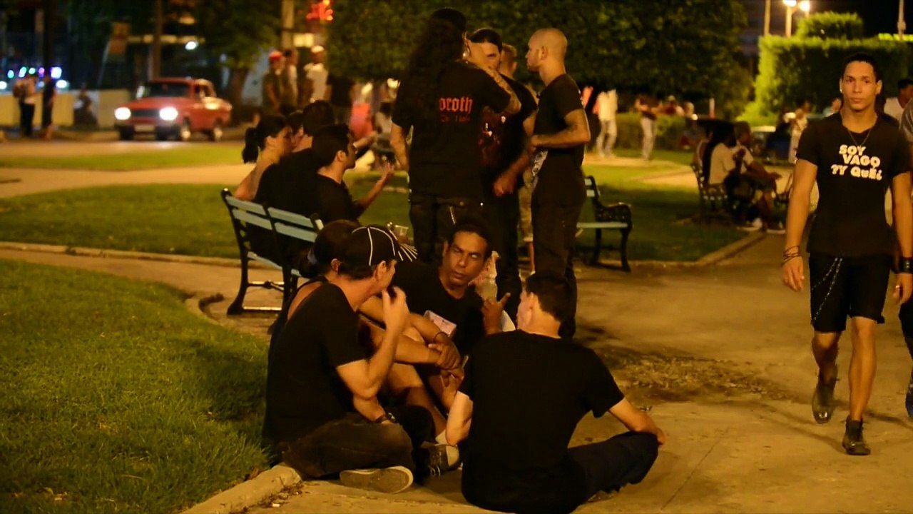 Tattoos und Piercings: Kulturrevolution in Kuba