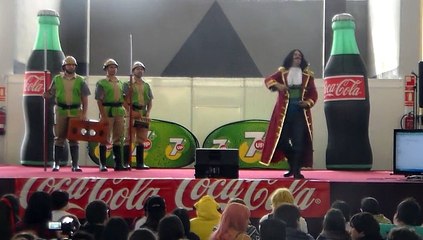 Concurso de cosplay Grupal :Actuación especial