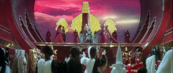 Imperator Ming schwört bei Hochzeit mit Dale Arden ( Flash Gordon )