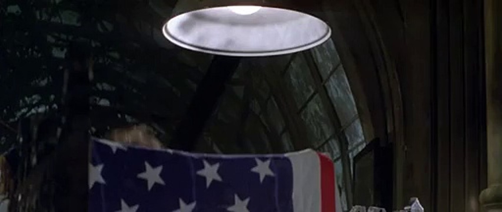 Dr. Hans Zarkov: Wie ist der Winkelvektor des Mondes ?