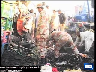 Dunya news-Khairpur Bus crash: Four-year old girl remained safe miraculously