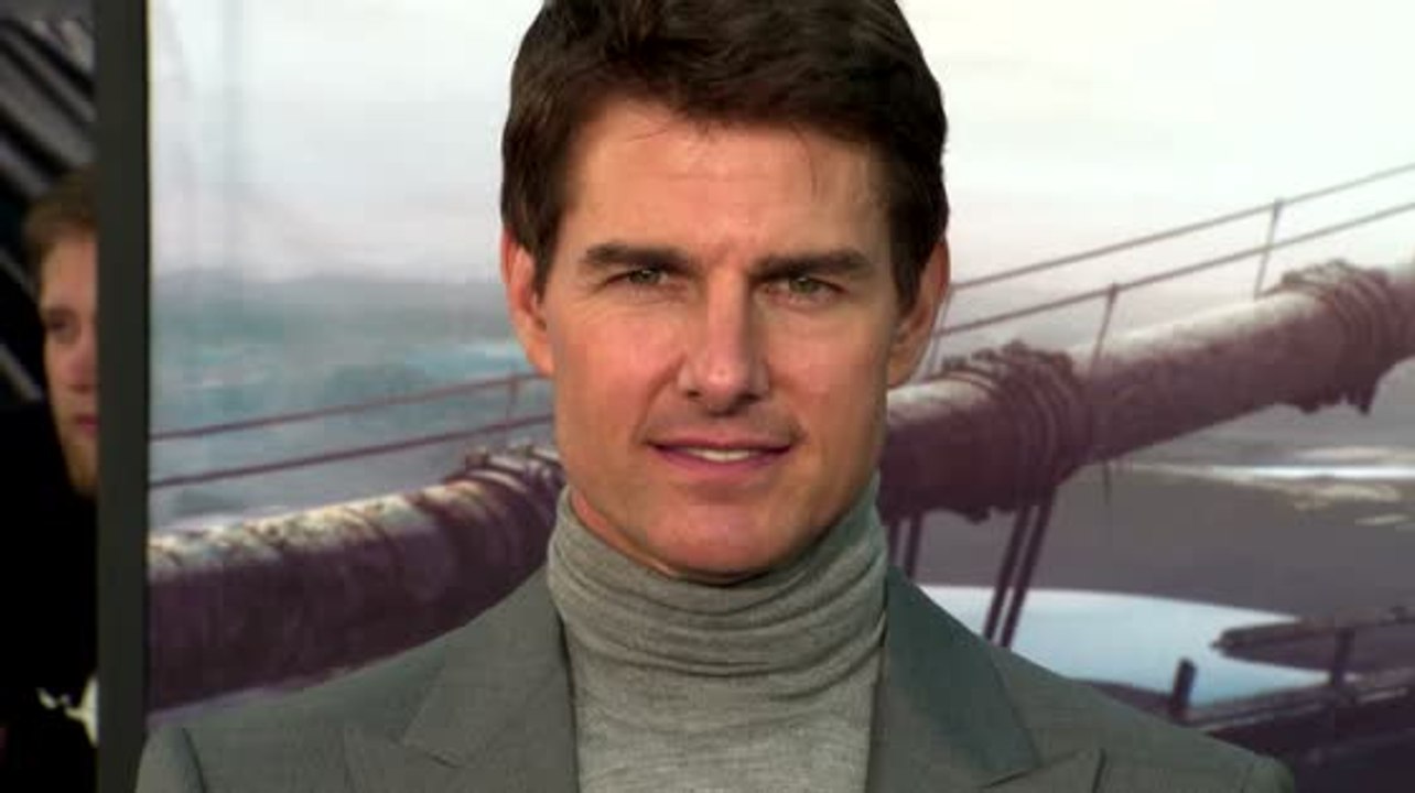 Tom Cruise ist in seine 22 jährige Assistentin verliebt
