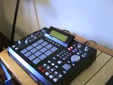 How to make a simple hip hop beat using AKAI MPC 2500