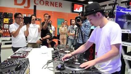 DJ KENTARO SHOWCASE at DJ CORNER