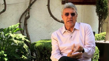 Con el 'no' al Tri, sufrían padres de Carlos Vela