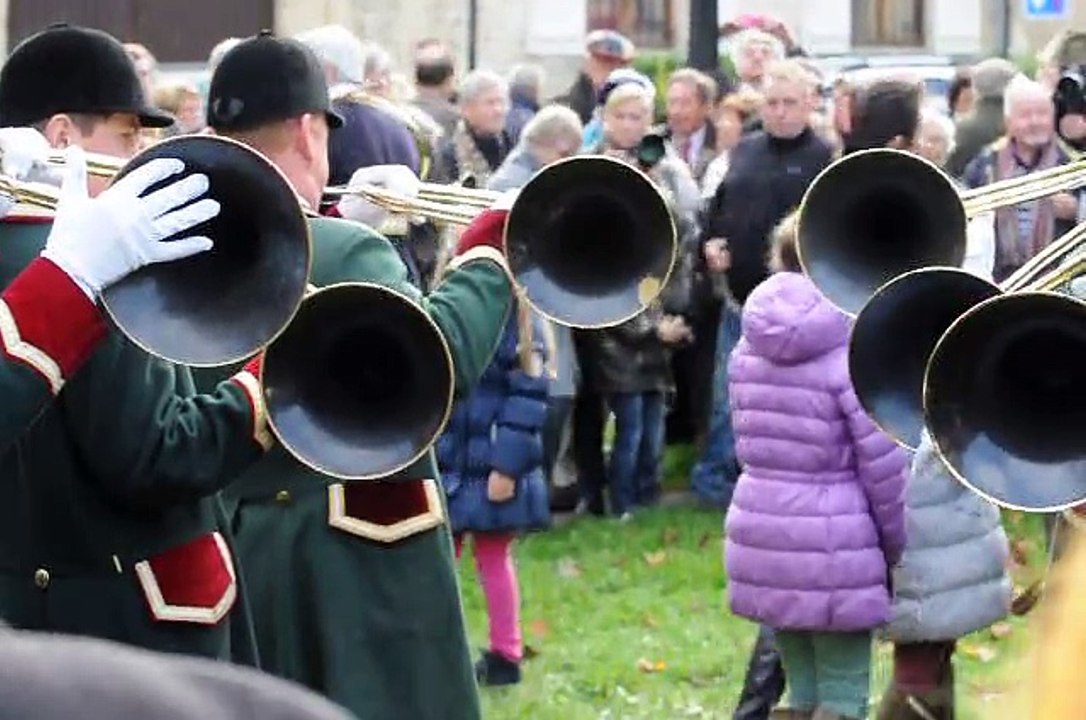 Messe de St Hubert du Rallye Trois Forêts par les trompes de Luzarches. (12)