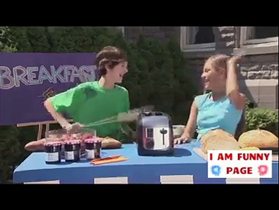 Burnt Hand in Toaster Prank