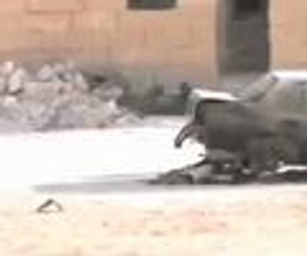 Kız kardeşini keskin nişancıların elinden böyle kurtardı