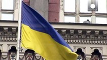 Tensioni in Ucraina orientale, la moneta ai minimi storici