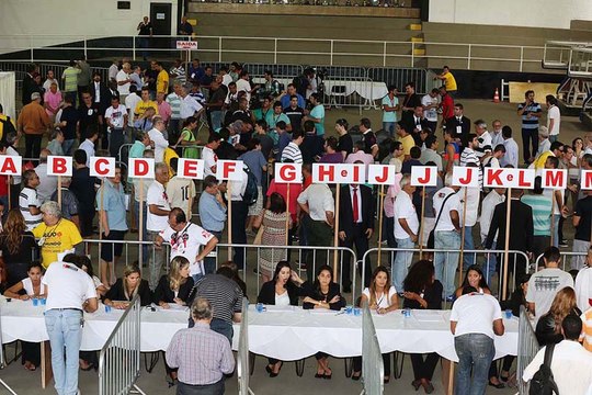 Internautas opinam sobre os candidatos à presidência do Vasco