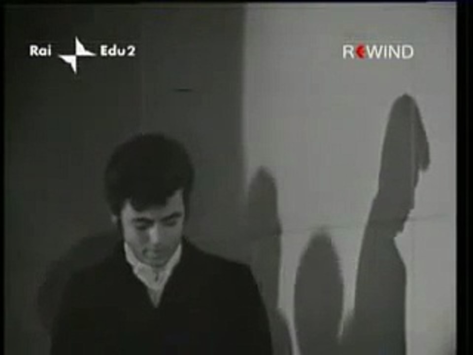 Little Tony - Un uomo piange solo per amore