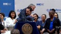 Doctor cured of Ebola, hugs NYC Mayor de Blasio